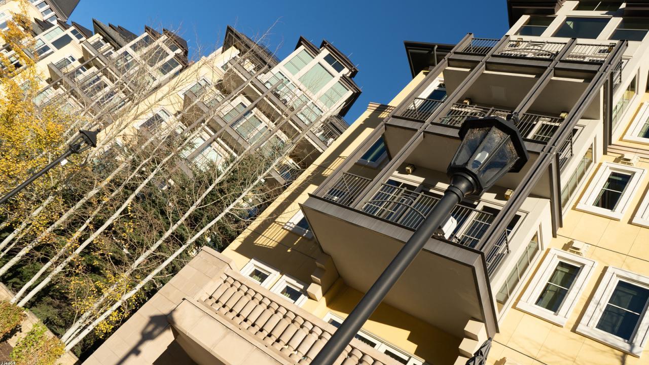 Sector 76: where modern architecture meets leafy charm, unlocking your Noida dream.